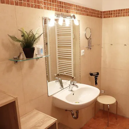 Апартаменты Alexandra - 13-04